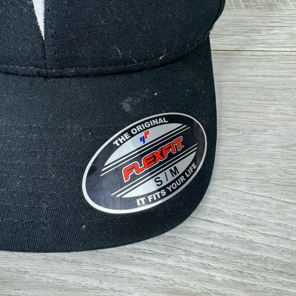 Flexfit Tesla Motors Baseball Cap Mens S-M Black Embroidered Logo Fitted Hat